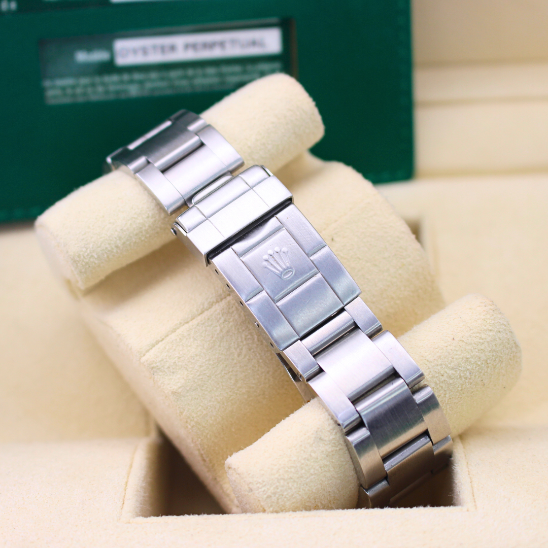 Rolex GMT-Master II 16710 Pepsi Bezel Watch – Stainless Steel Oyster Bracelet Automatic 2008 Pristine Condition | Calibre of Time